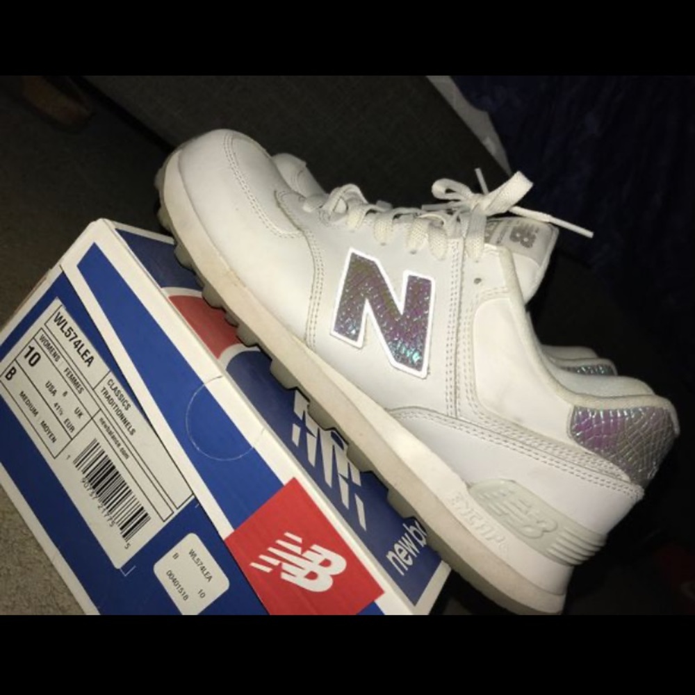 New Balance 574 Mermaid Reflect Women’s SZ 10